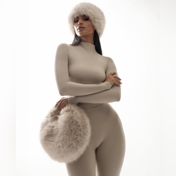 Naked Wardrobe Faux Fur Plush Headband - Picture 13 of 17